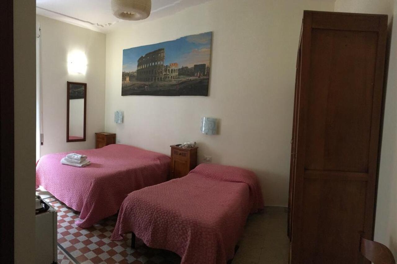 מלון רומא Casa Rosy מראה חיצוני תמונה